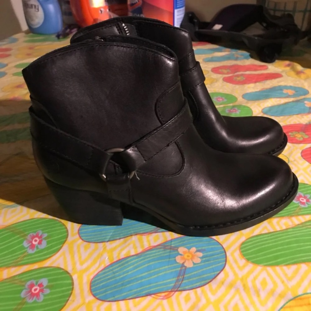 Born booties - Picture 3 of 6
